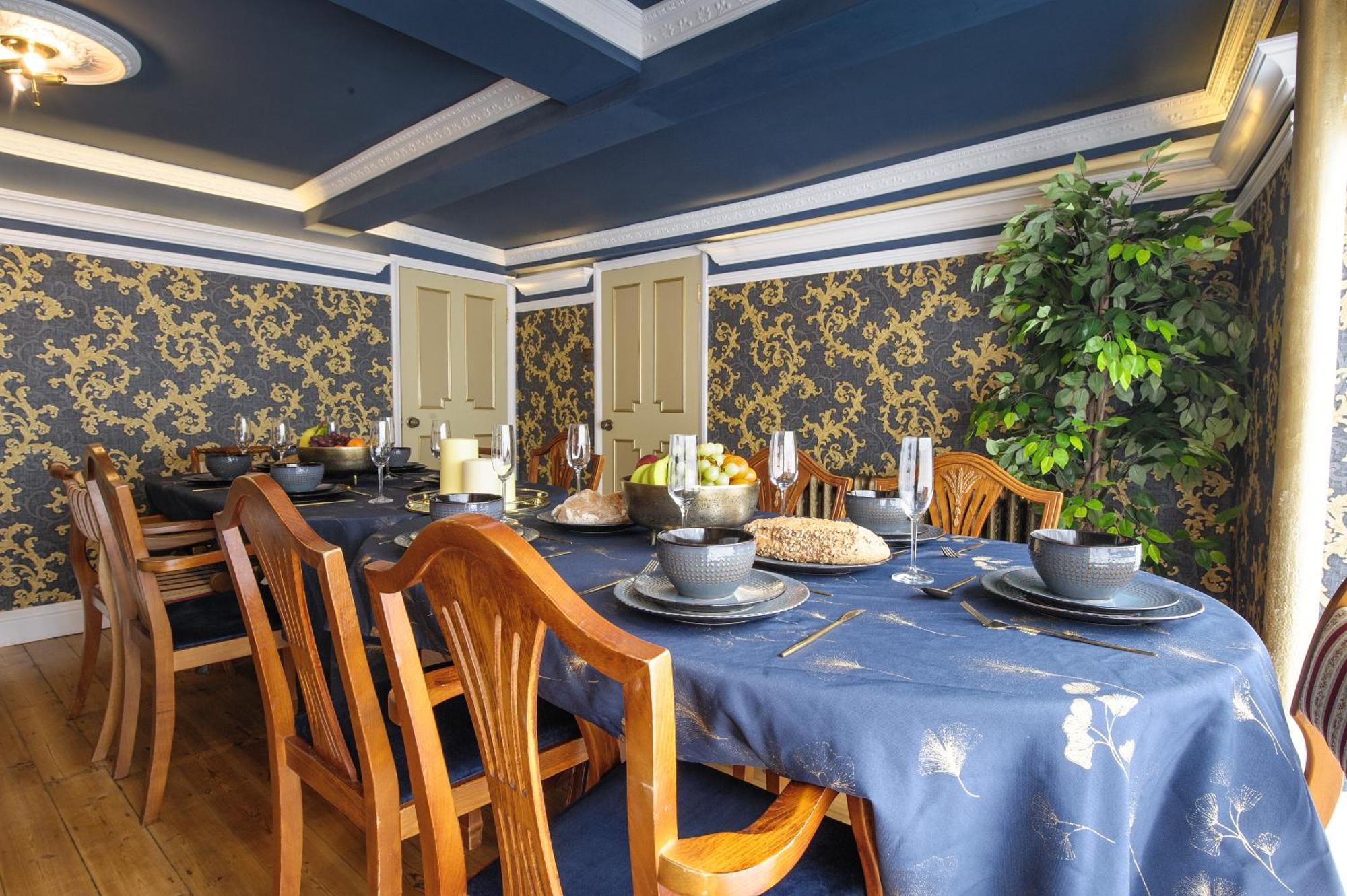 Villa Huge Deluxe 600 Year Old Essex Manor, Hot Tub, Cinema Room, Sky Tv Saffron Walden